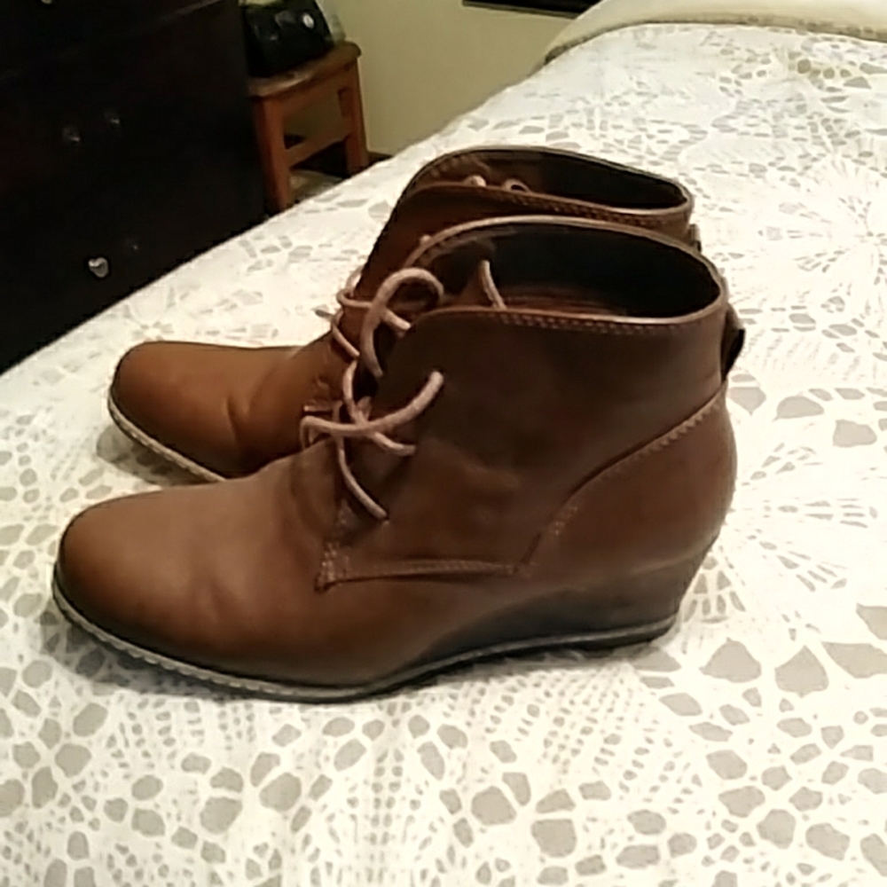Ankle boots